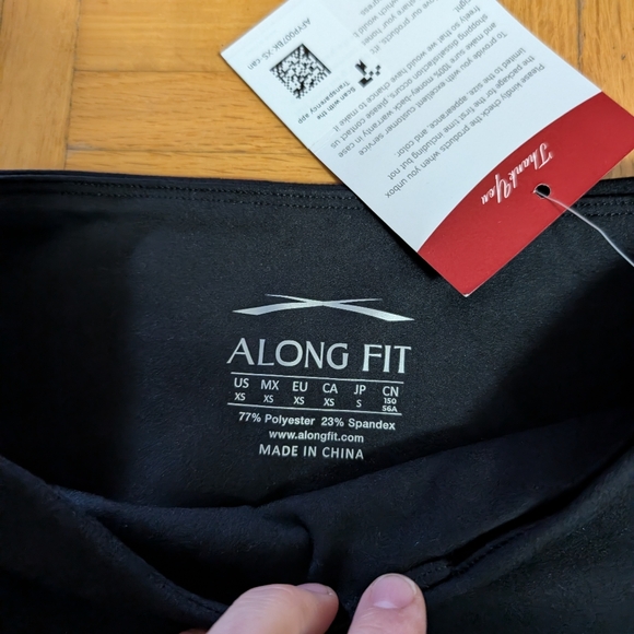 2 Pairs Of Leggings. Aerie Chill Play Move & Along Fit Side Pocket Tummy Control - Picture 4 of 10